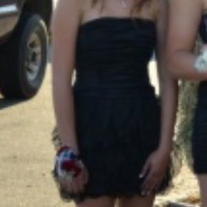 Black cache prom dress